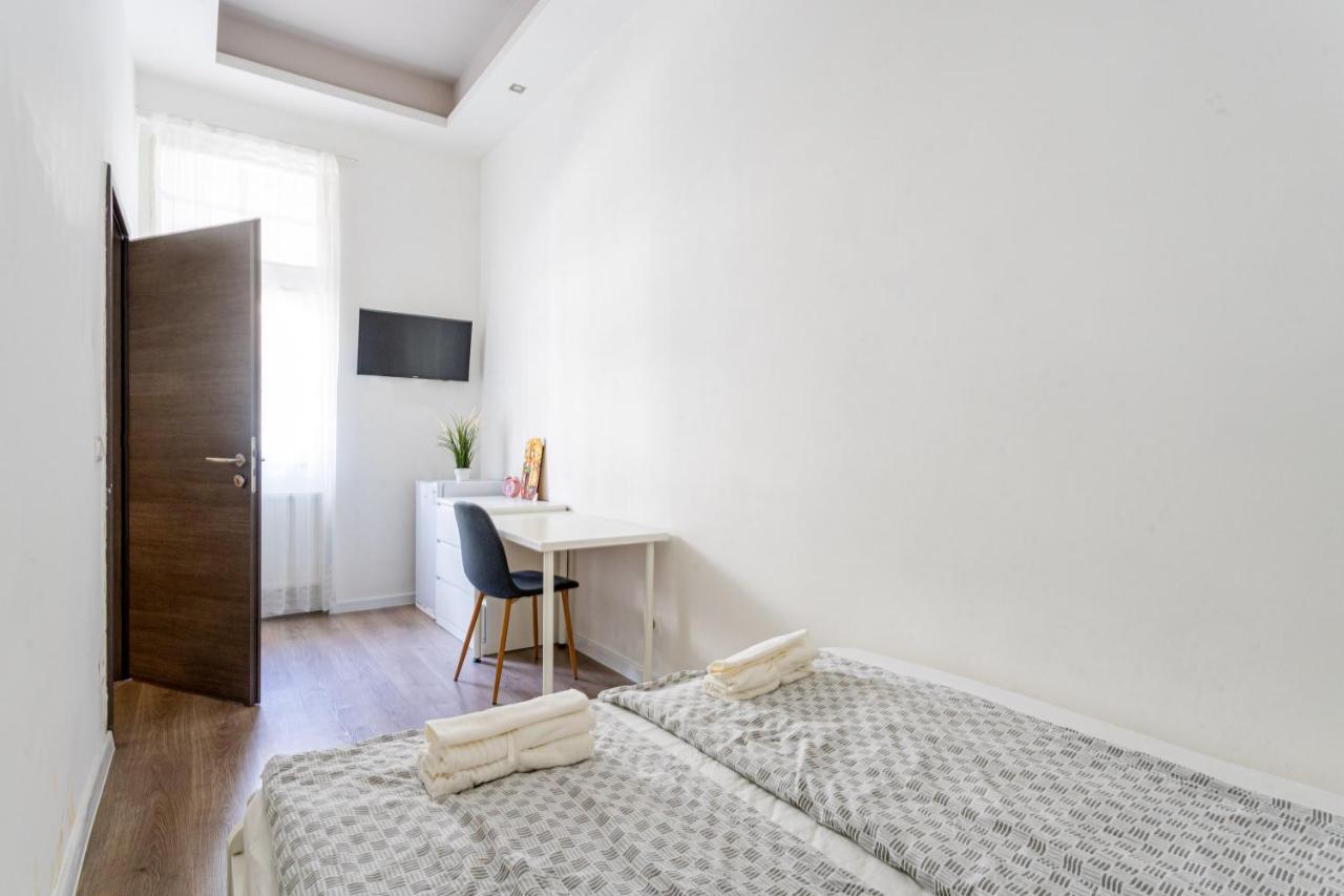 Modernized Condo At Kiraly 51 Budapeste Exterior foto